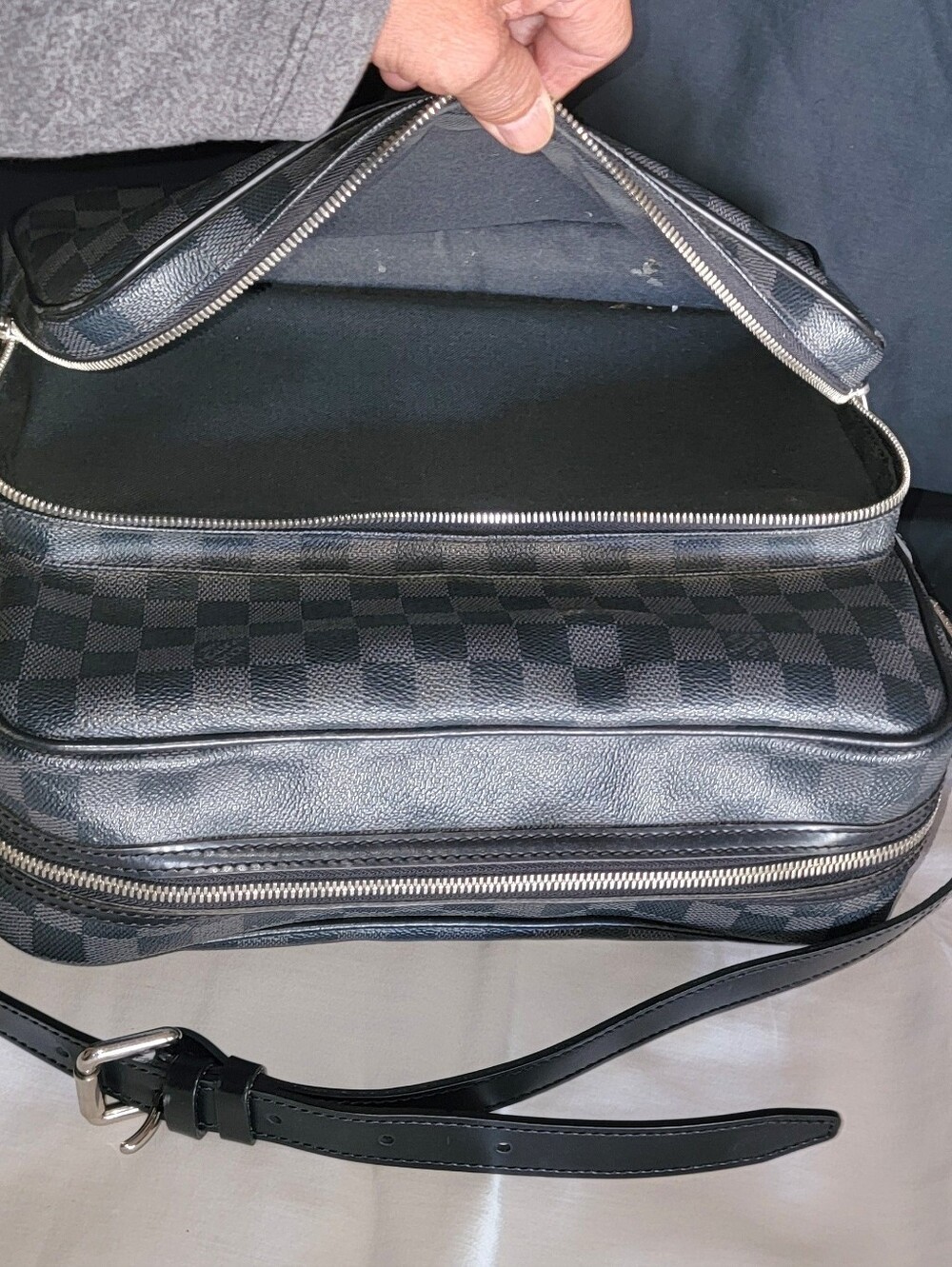 Authentic Louis Vuitton Black Checkered Men's Bag - Picture 3 of 15